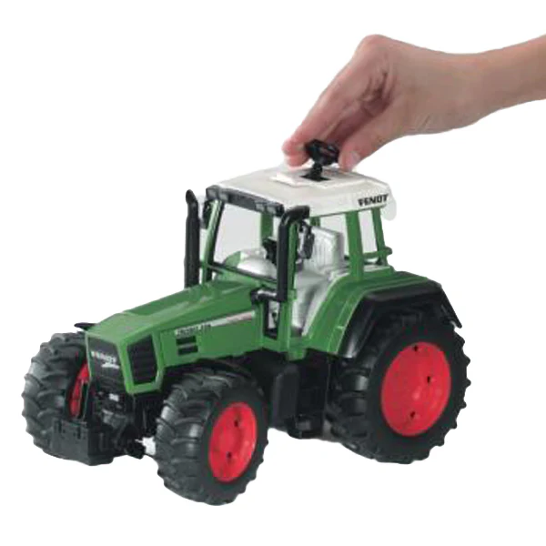 Bruder Trattore Fendt con Rimorchio Fendt 209 S – Giocattolo Agricolo per Bambini e Collezionisti - Image 3