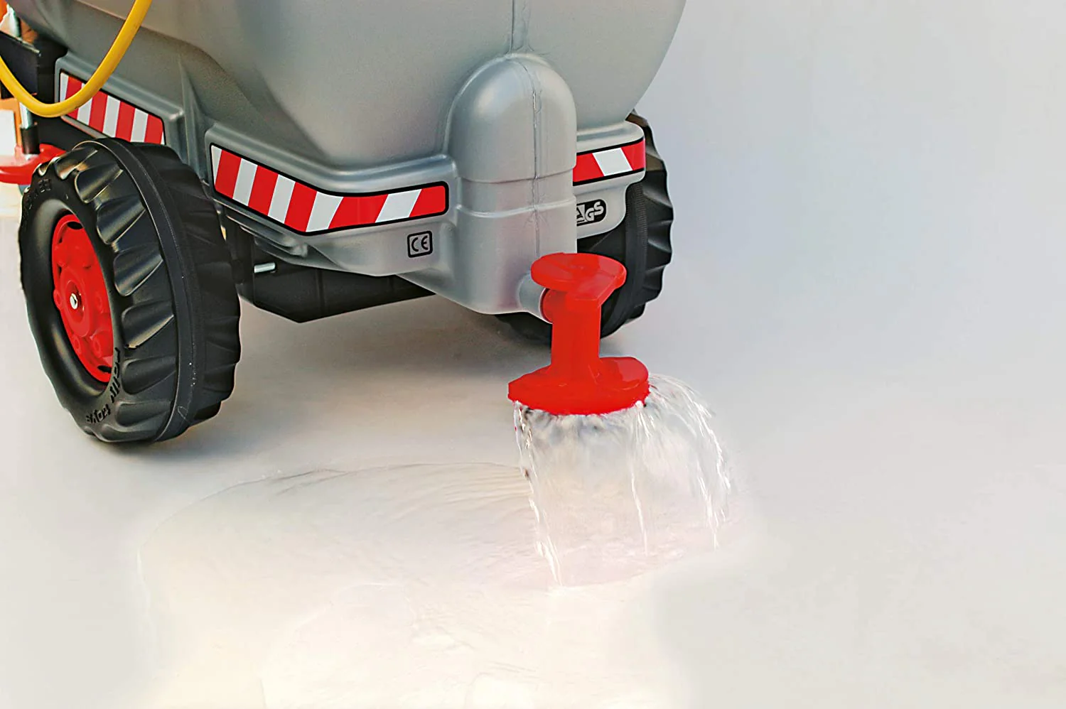 Rolly Toys Rollytanker – Rimorchio Serbatoio per Trattori a Pedali - Image 3