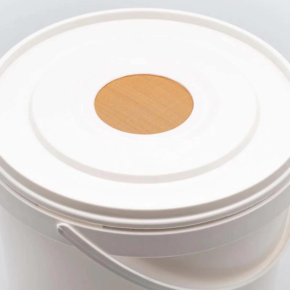 Secchio per l'alimentazione dell'alveare ApiNord® 5 litri - Image 3
