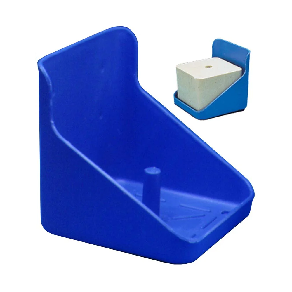 Supporto in plastica per blocchi Minerale da leccare - Image 3